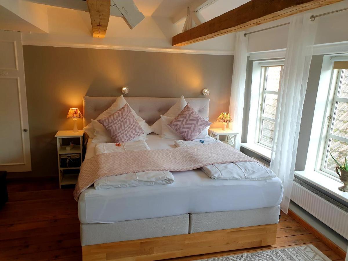 Hotel Bed & Breakfast Am Dom ชลีสวิก ภายนอก รูปภาพ